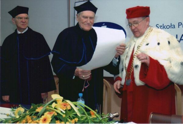Doktorat honoris causa Wyższej Szkoły Zarządzania i Przesiębiorczości im. Leona Koźmińskiego, maj 2006 r.