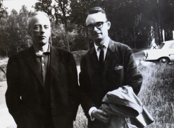 Z Witoldem Gombrowiczem, Royaumont pod Paryżem, czerwiec 1964 r.